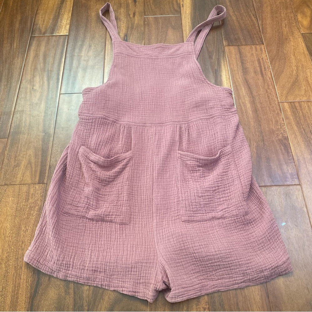 New In Women’s Mauve Pink Shorts Romper Size Large
